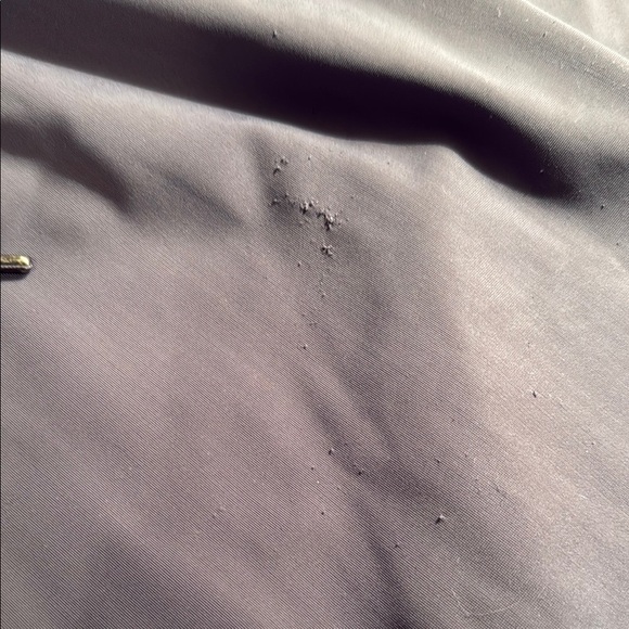 Under Armour Gray, lightweight 100% Polyester Joggers, Size Medium Preowned - Picture 6 of 10